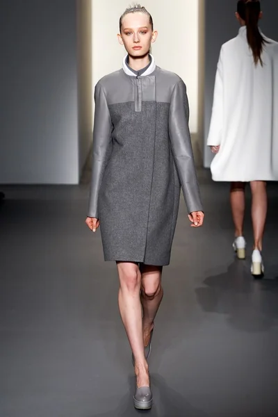 Look 8